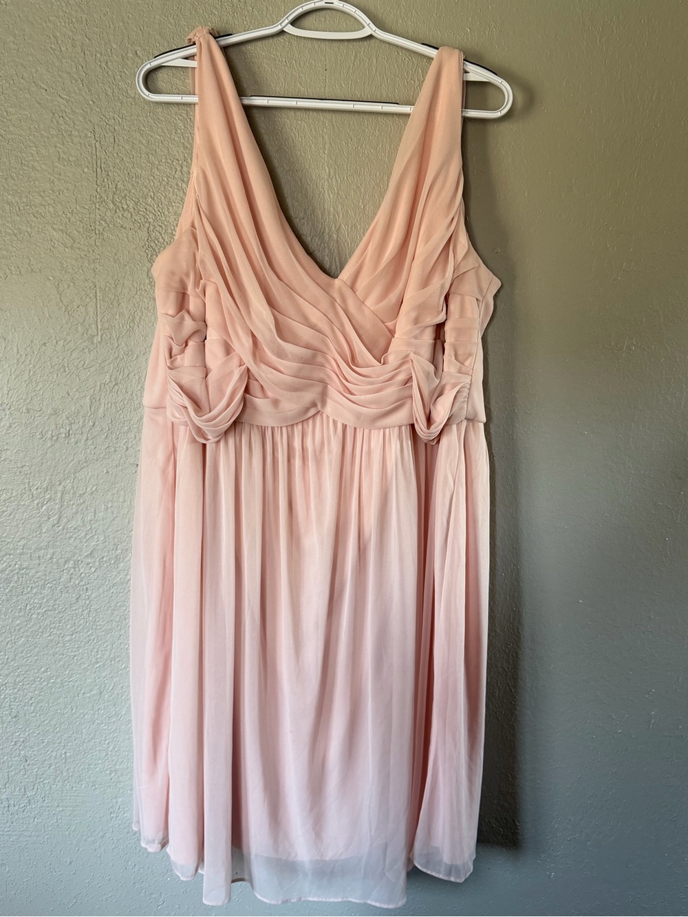 David’s Bridal Short Tank Bridesmaid Dress Cowl Back Plus size 22 Petal pink